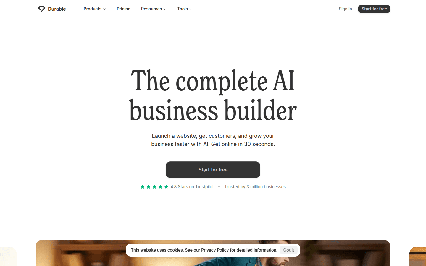 Durables forside med overskriften »The complete AI business builder«, teksten »Launch a website, get customers, and grow your business faster with AI.« og knappen »Start for free«.