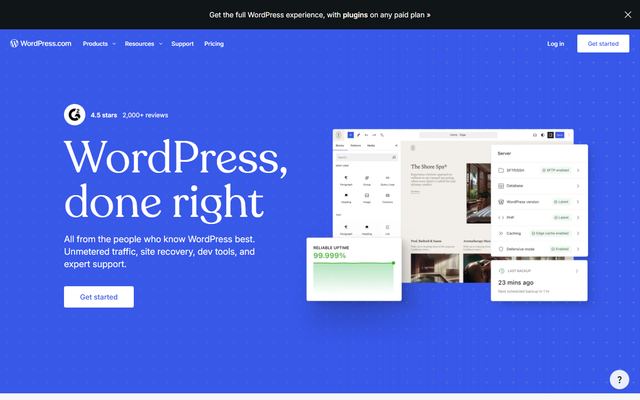 WordPress.com's forside med overskriften »WordPress, done right«, et banner om plugins på alle betalte planer og knappen Get started